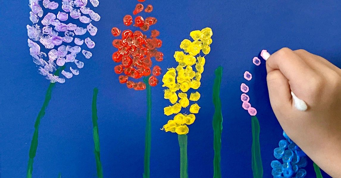 Dipingere fiori con i cotton fioc: attività creative per i bimbi, FILA