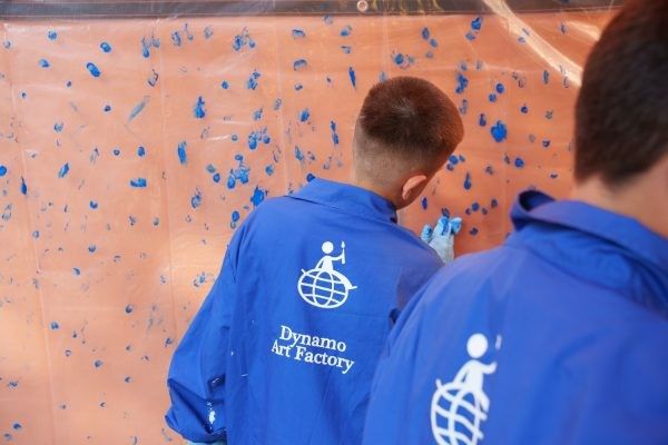 FILA sempre al fianco di Dynamo Camp,  dove la creatività, parte del più ampio programma di Terapia Ricreativa, favorisce fiducia e benessere.